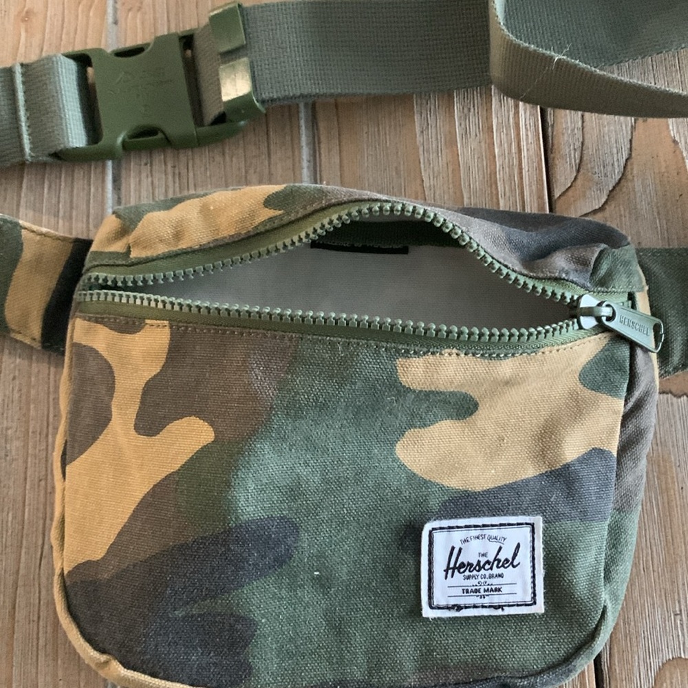 Herschel bag